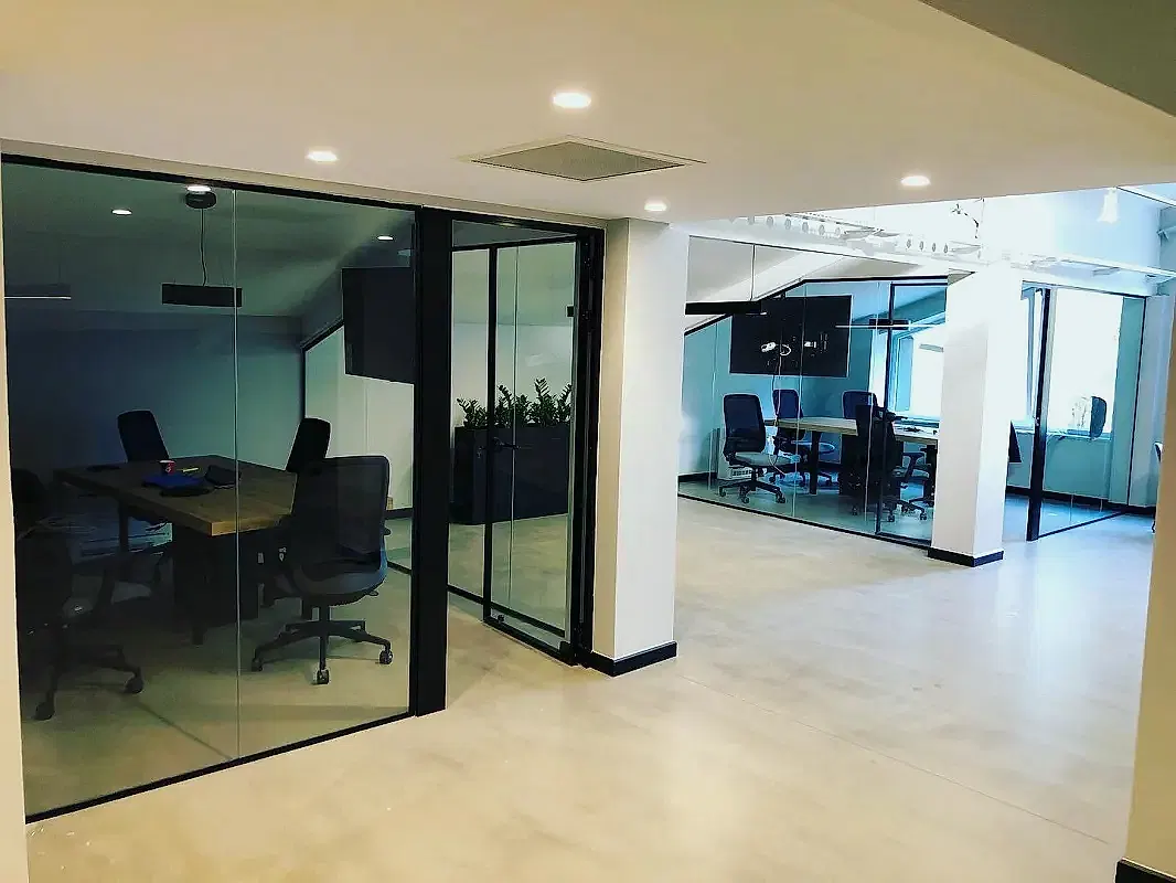 Ekoline Sistem Hoppe Kapılı Cam Bölme