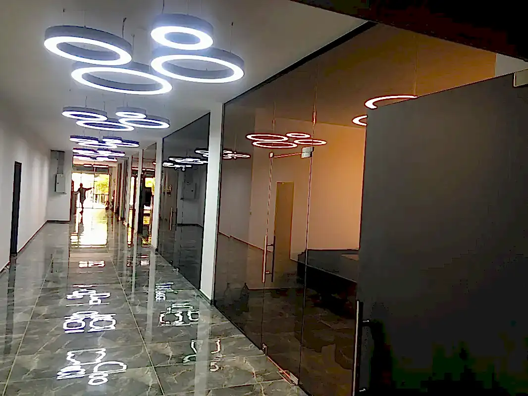 Hidrolik Cam Kapılı Ofis Bölme