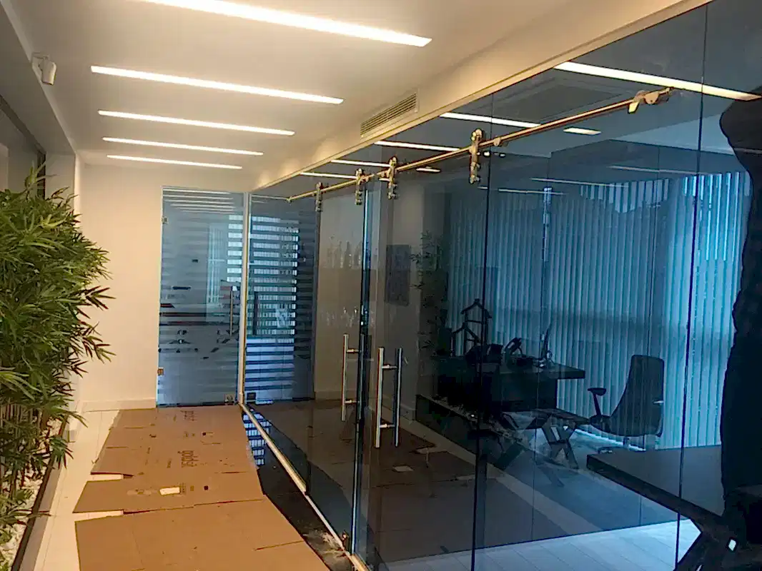 Manet Sistem Cam Bölme