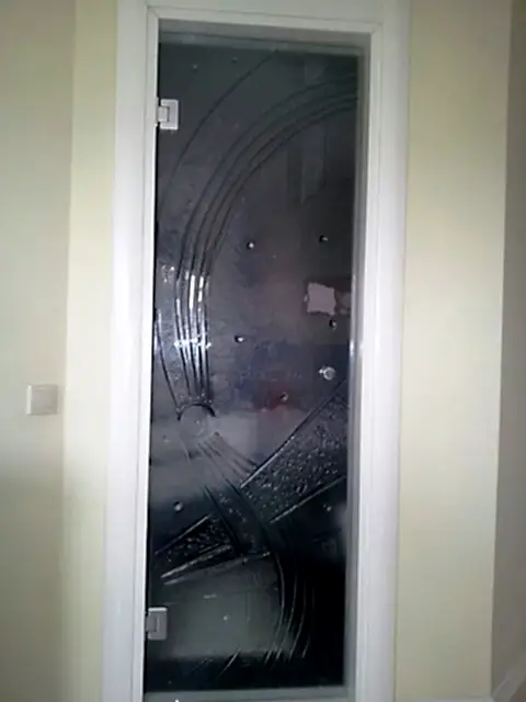 Paraduş Rölyef Camlı kapı